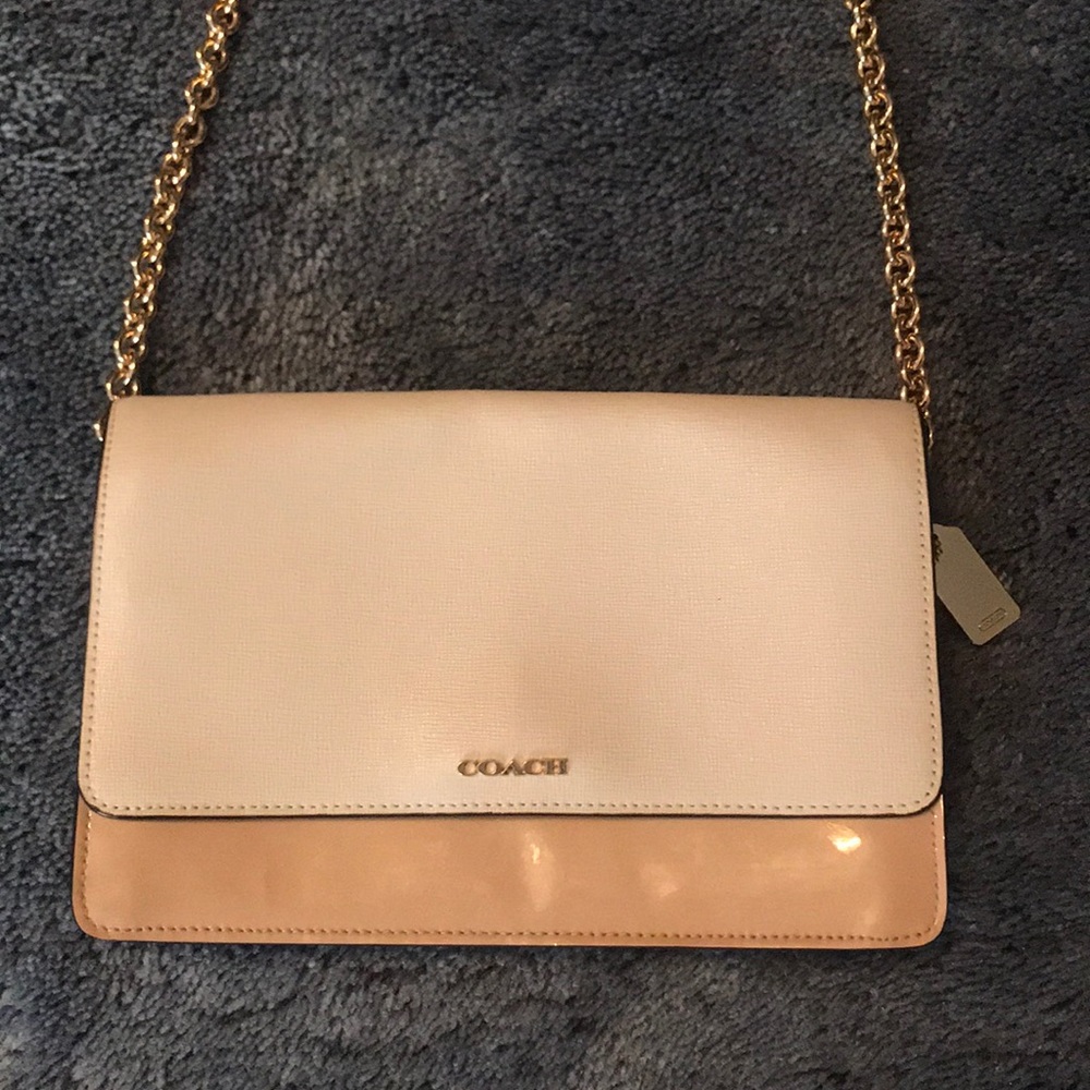 Coach crossbody patent leather beige tan bag like new